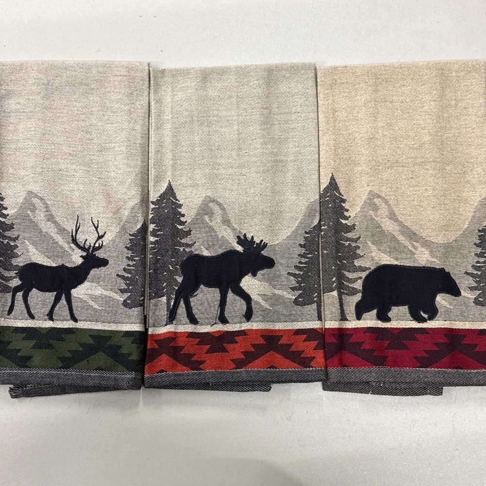 ⭐️ NEW Design Imports Forest Animal Chambray Woven Kitchen Towel